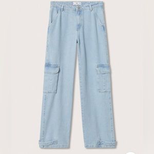 Loose cargo jeans
